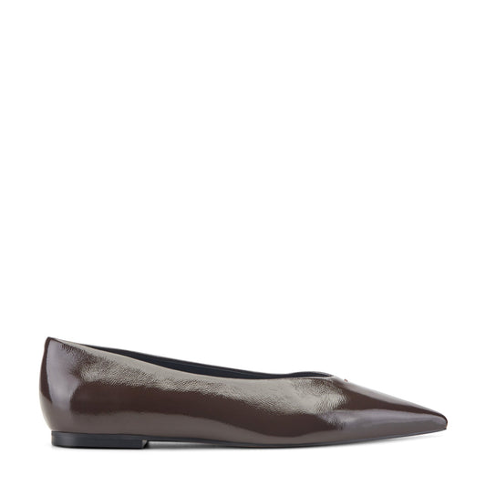 Casee Leather Flat - Dark Brown Patent Leather | Marc Fisher
