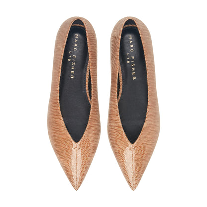 Casee Leather Flat - Natural Embossed Leather | Marc Fisher