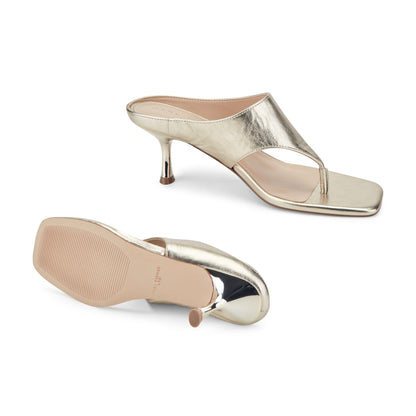 Adia Leather Thong Sandal - Platino Leather | Marc Fisher