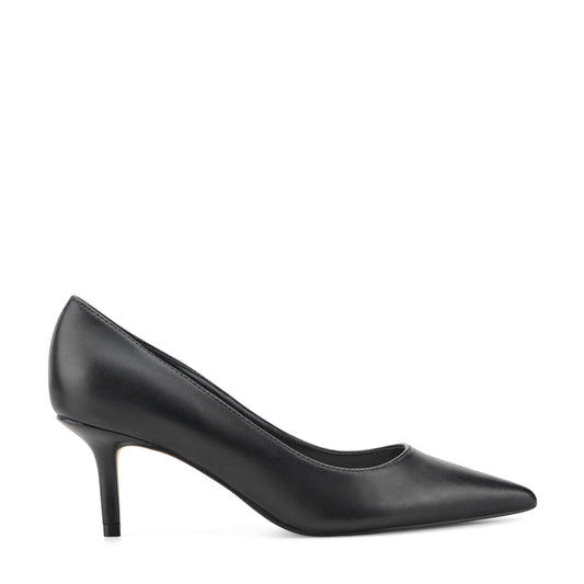 Alola Pump - Black Leather | Marc Fisher